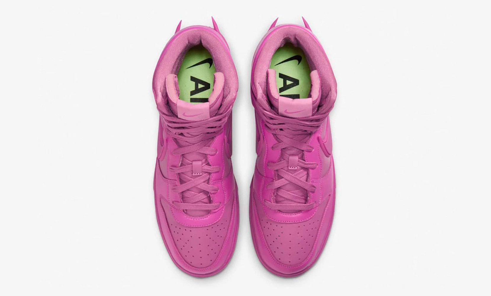 Le nuove Ambush x Nike Dunk High “Lethal Pink” stanno per fare il loro debutto