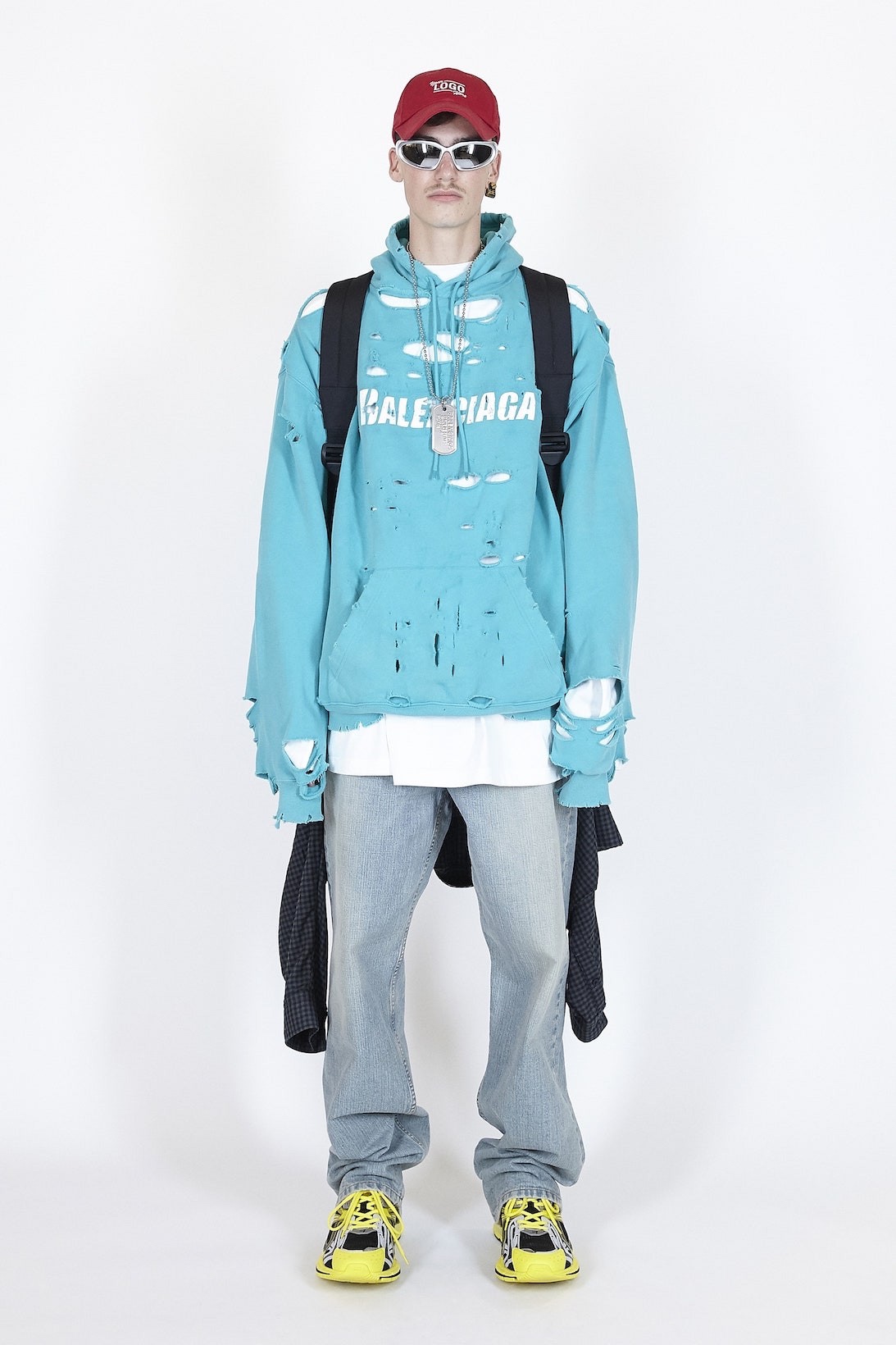 Balenciaga detta lezione di sostenibilità nella preview della sua Summer  2021 pre-collection - SOLDOUTSERVICE