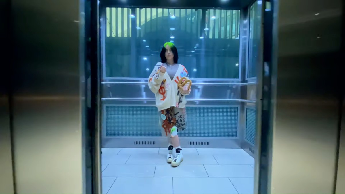 Billie Eilish “Therefore I Am” outfit
