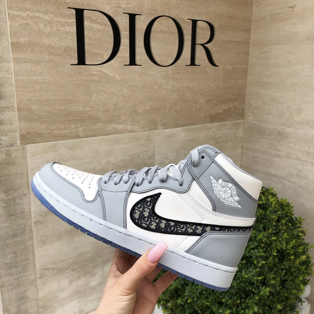 Dior x Air Jordan 1