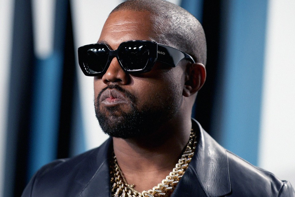 Kanye West dona 2 milioni di dollari per sostenere la causa \