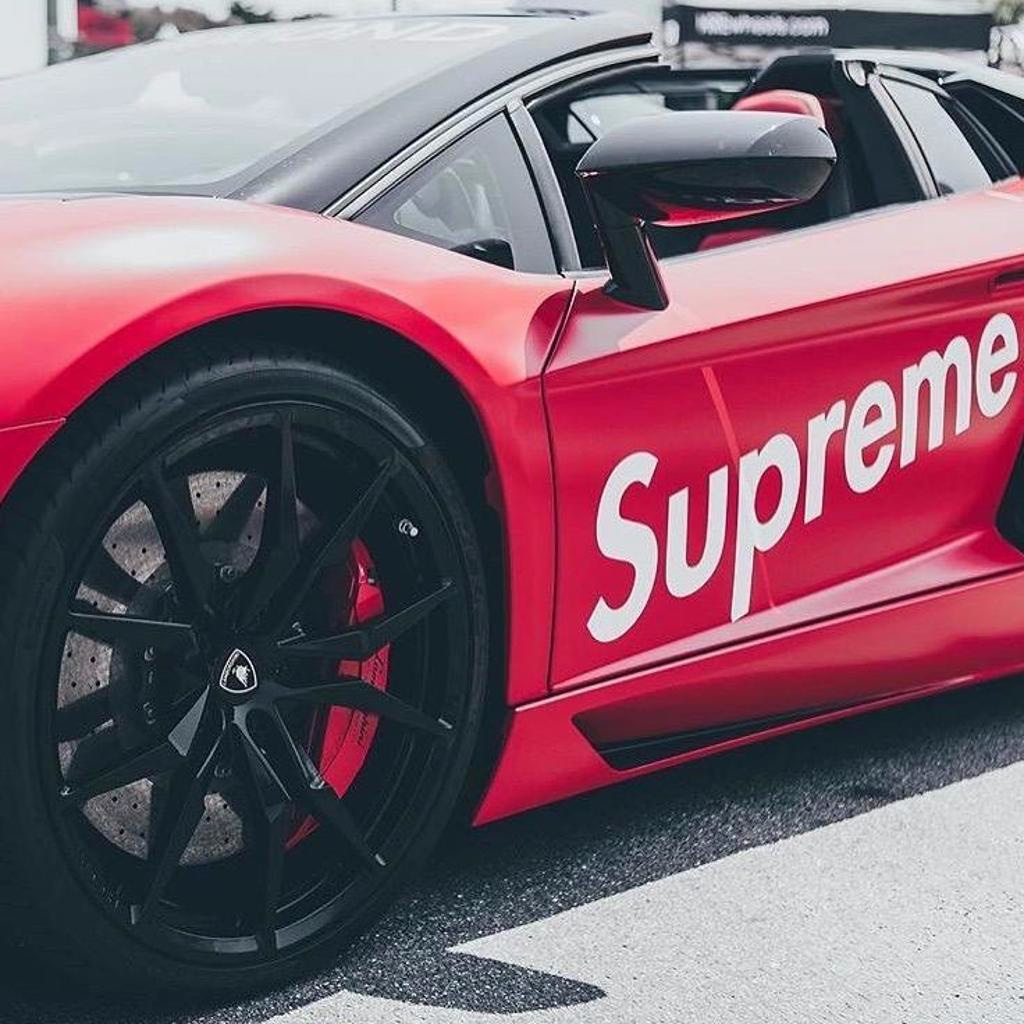 Lamborghini x Supreme