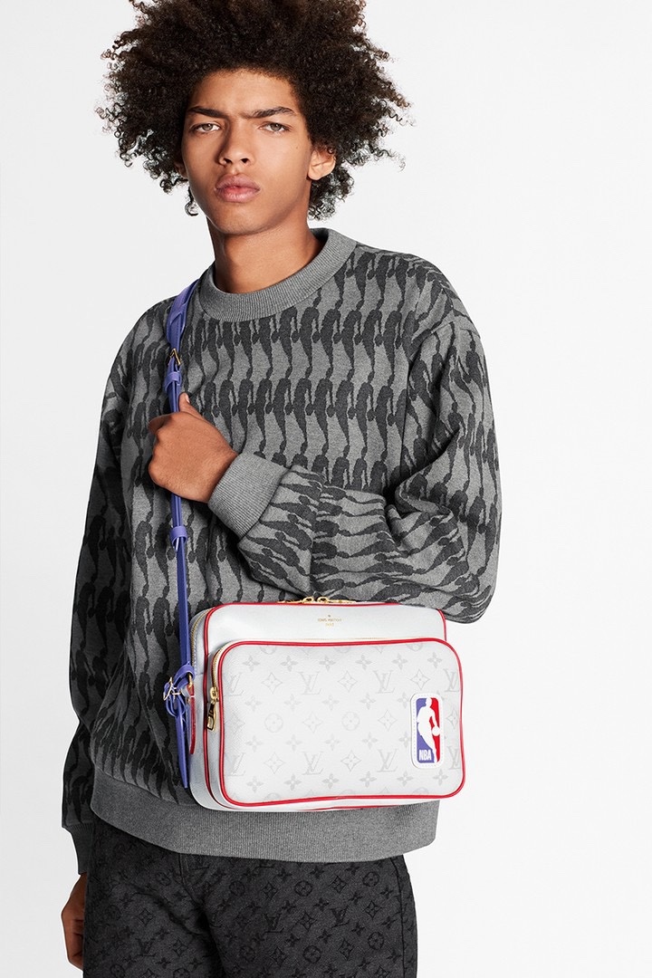 La nuova collezione Louis Vuitton x NBA reinterpreta il lusso sportivo