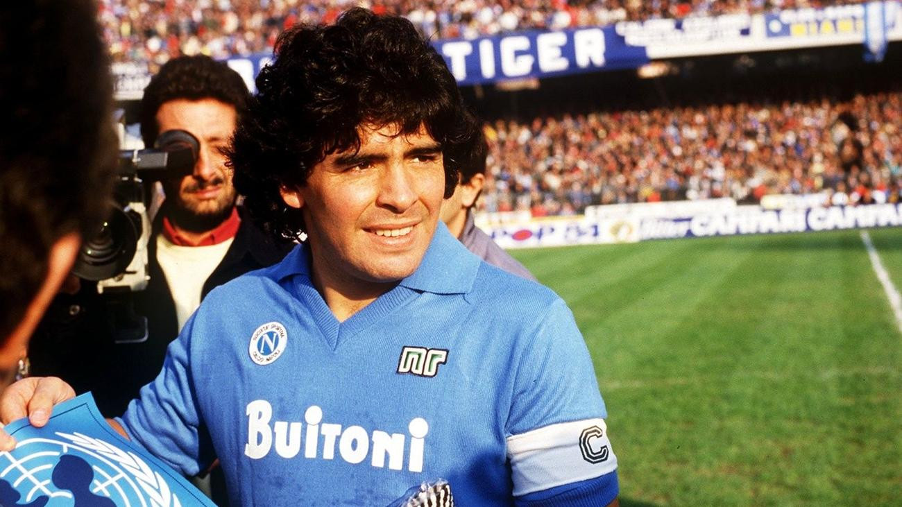 Chi Ha Portato Maradona Al Napoli