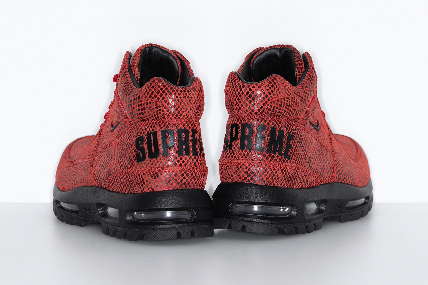 Supreme x Nike Air Max Goadome Boots red