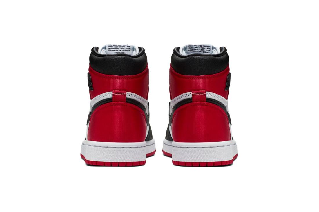 Air Jordan 1 Satin “Black Toe”