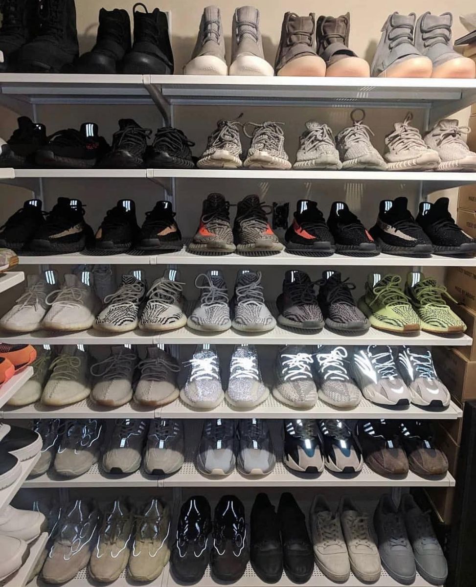 yeezy italia shop