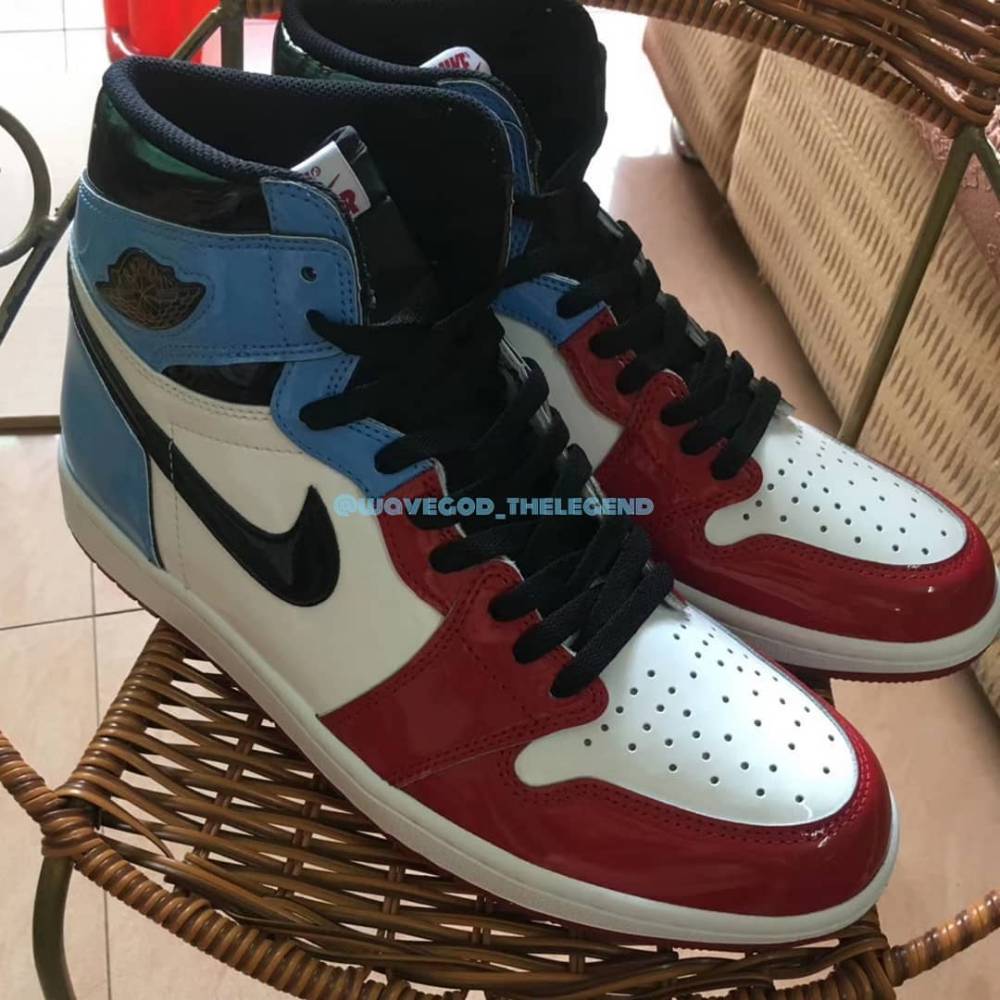 Mostrate le Air Jordan 1 