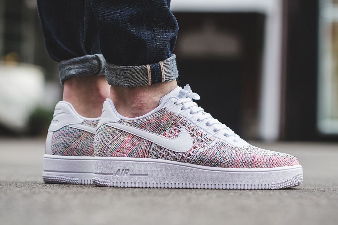 air force 1 indossate